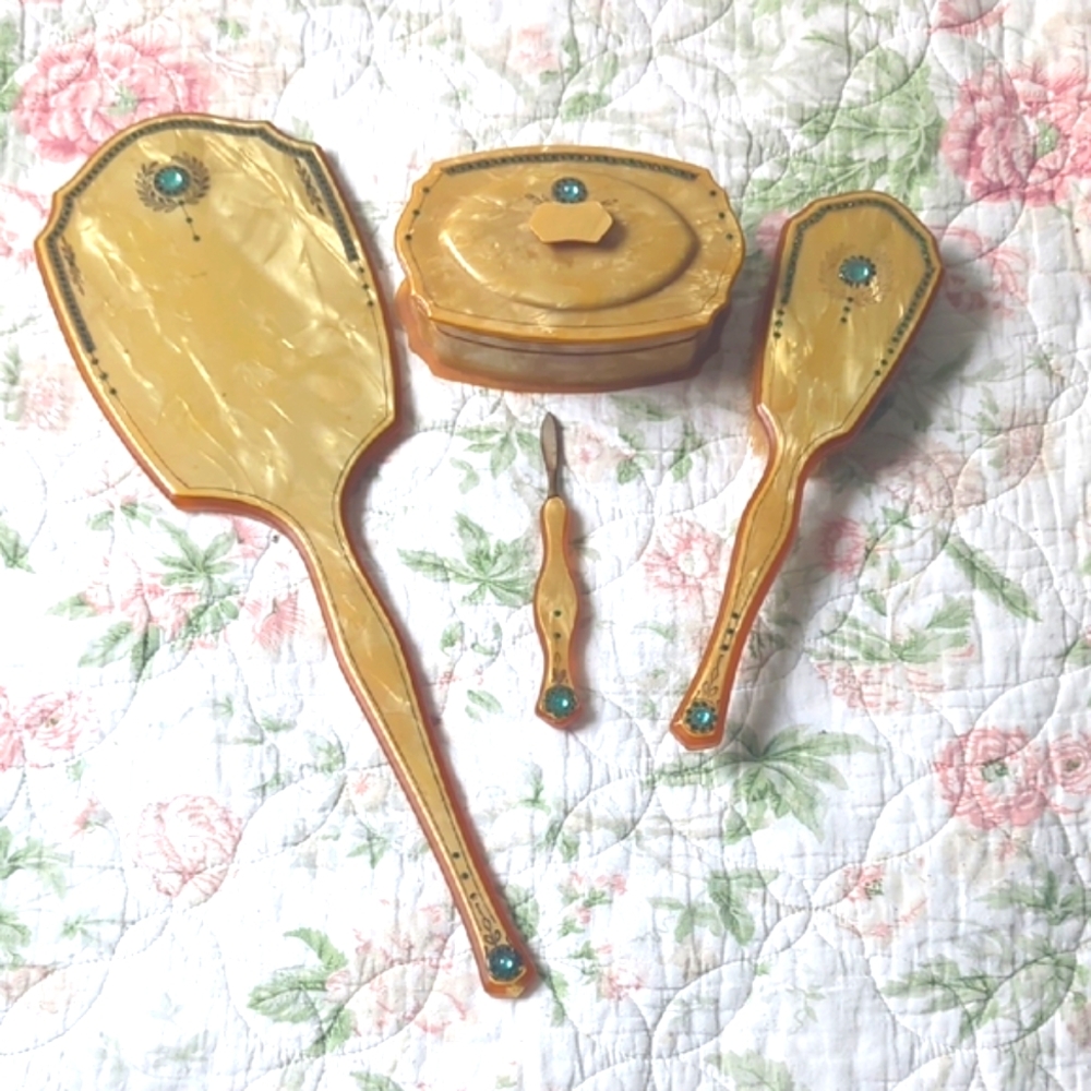 Vintage 1920's 4 piece Lucite Vanity Dresser Set